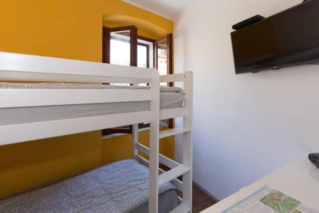 Hostel Kvarner Риека Экстерьер фото